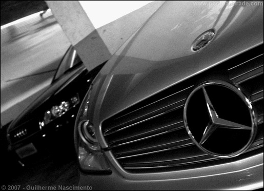 Mercedes-Benz CLS-500