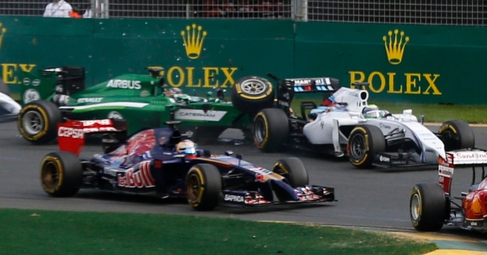 Falha nos freios ou erro mesmo, Koba acertou Massa em cheio.