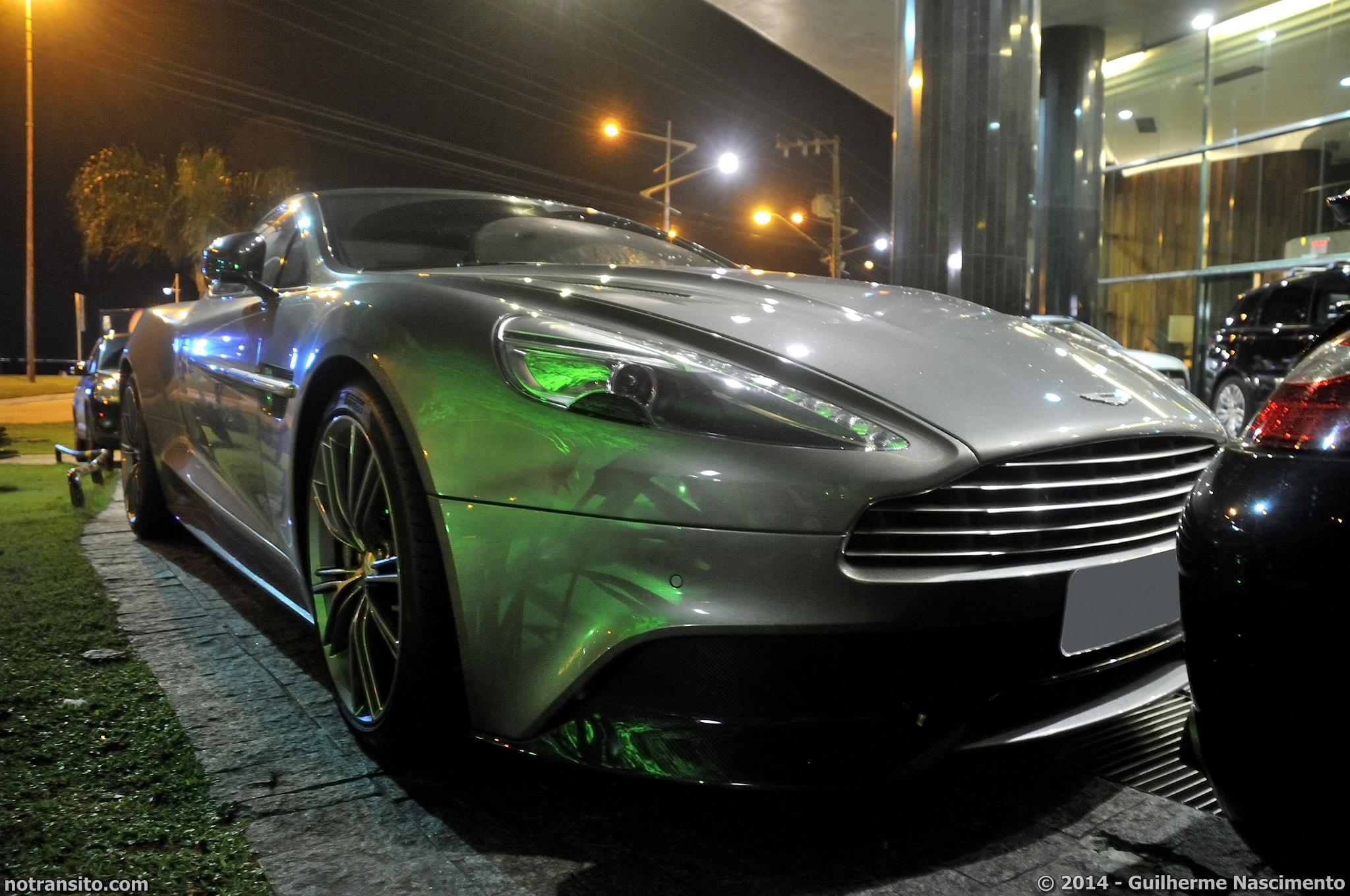 Aston Martin Vanquish, Second Generation Vanquish, Tungsten Silver, Majestic Hotel Florianópolis
