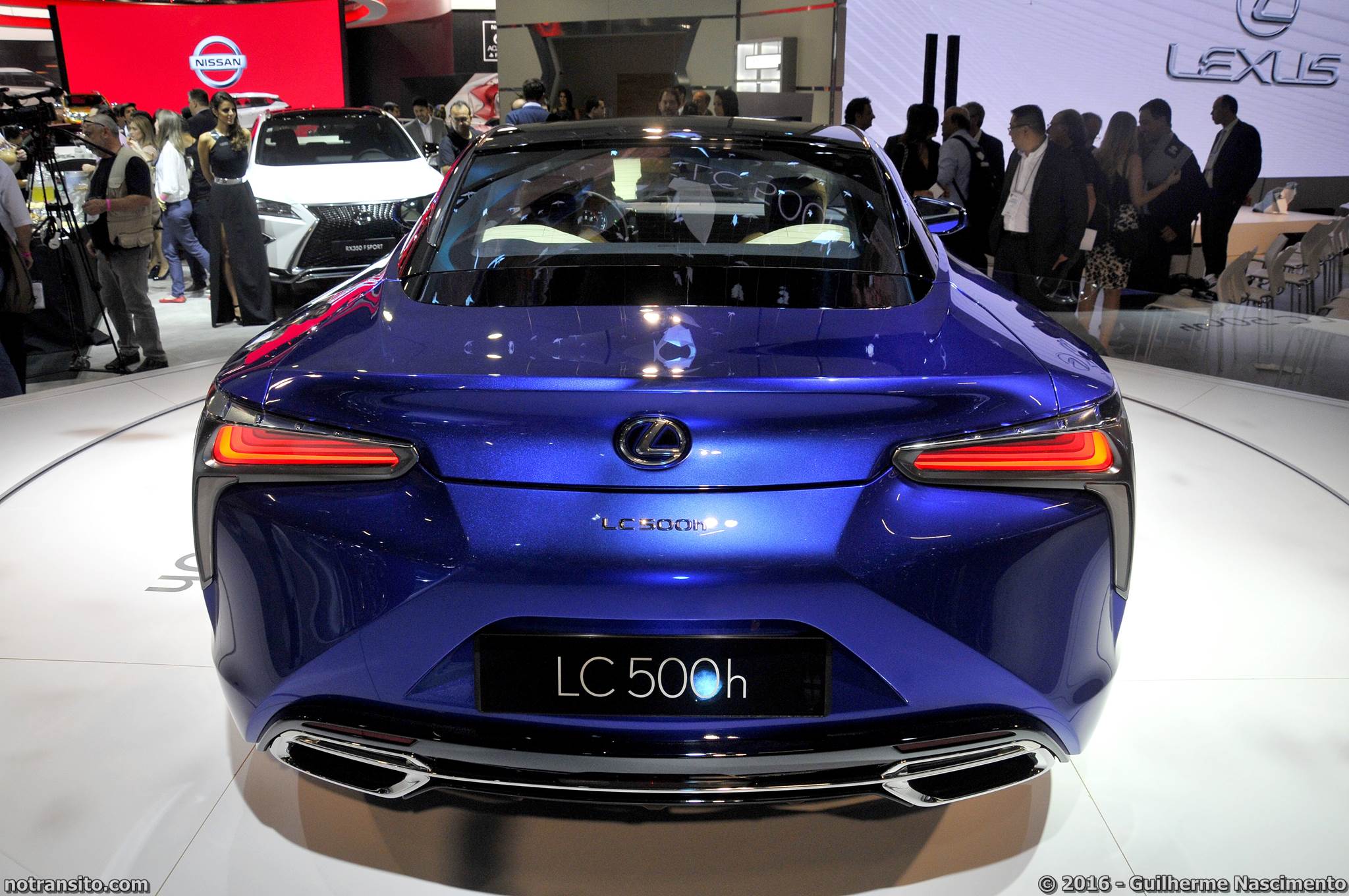 Lexus LC 500h Salão do Automóvel 2016